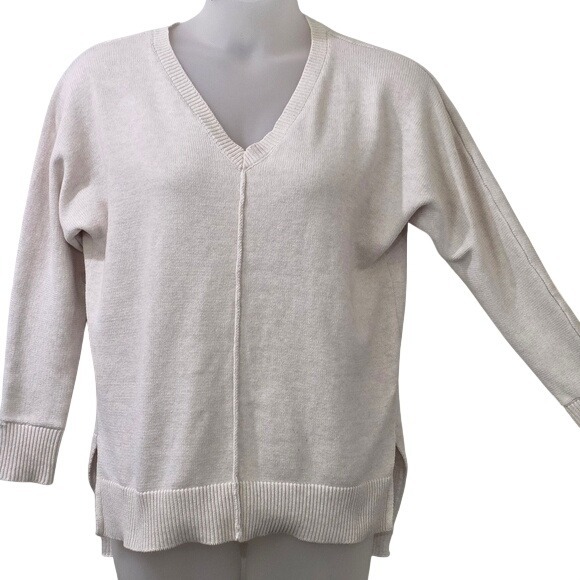 Tahari Sweaters - Tahari Cream V-neck Knit Sweater Cotton Blend Women Small Oversized minimalist